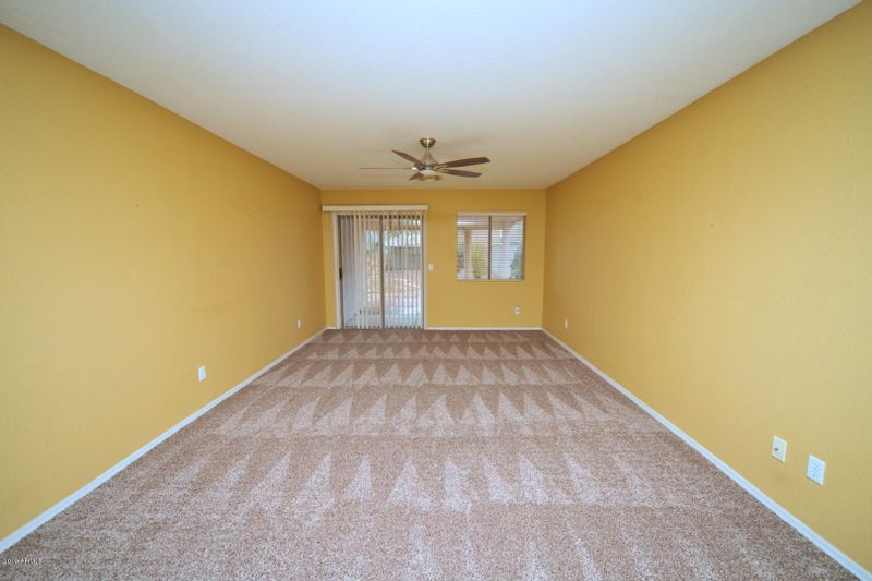 1113 E Silktassel Trl, San Tan Valley, AZ 85143