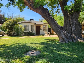 1113 Glenrosa Ave, Phoenix, AZ 85013