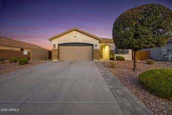 1113 W Stephanie Ln, San Tan Valley, AZ 85143