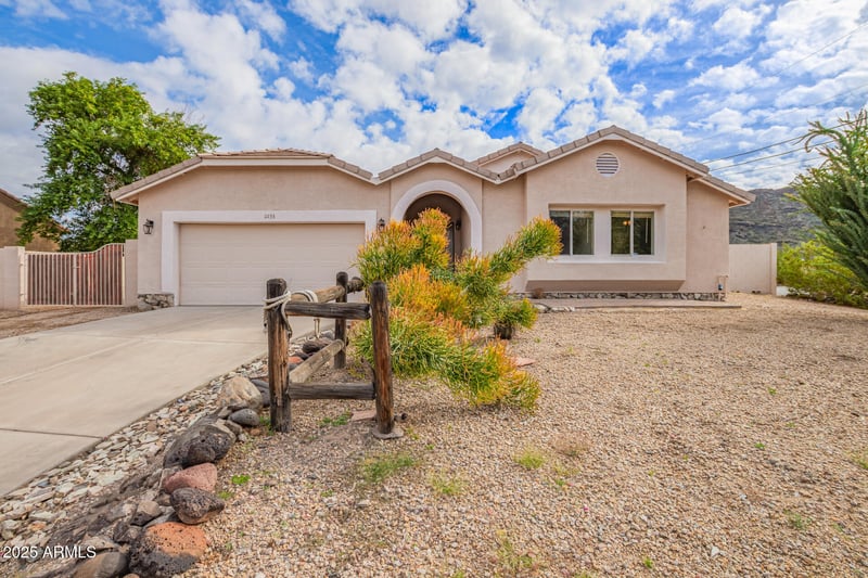 11133 15th St, Phoenix, AZ 85020