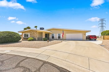 11137 Palmeras Dr, Sun City, AZ 85373