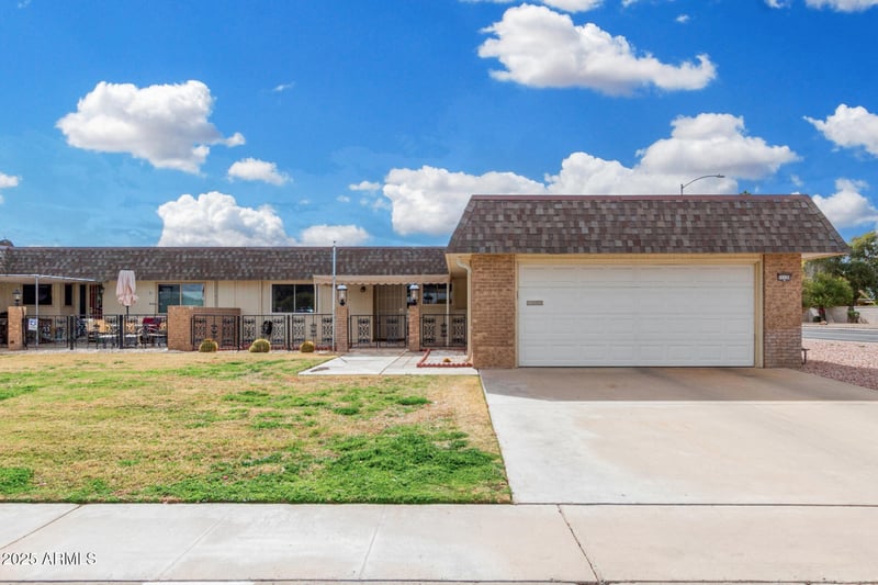 11139 Cameo Dr, Sun City, AZ 85351
