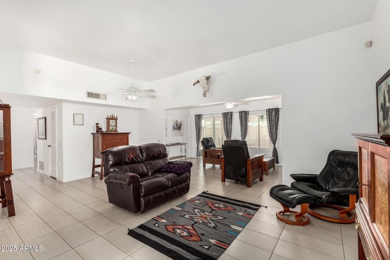 11139 Cameo Dr, Sun City, AZ 85351