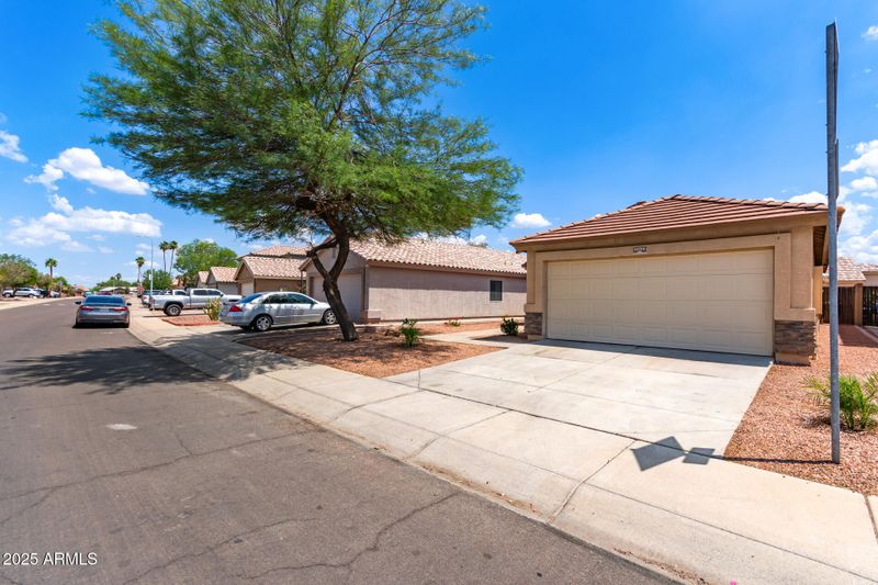 11139 W Devonshire Ave, Phoenix, AZ 85037