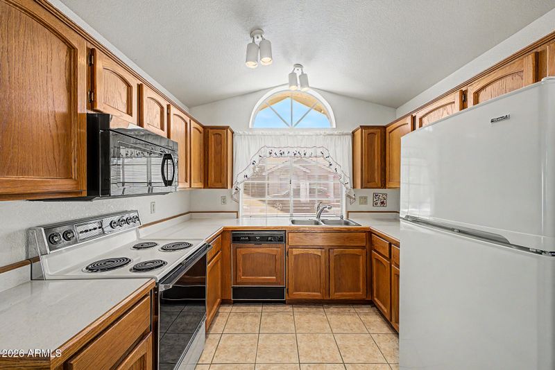 1114 E Annette Dr, Phoenix, AZ 85022