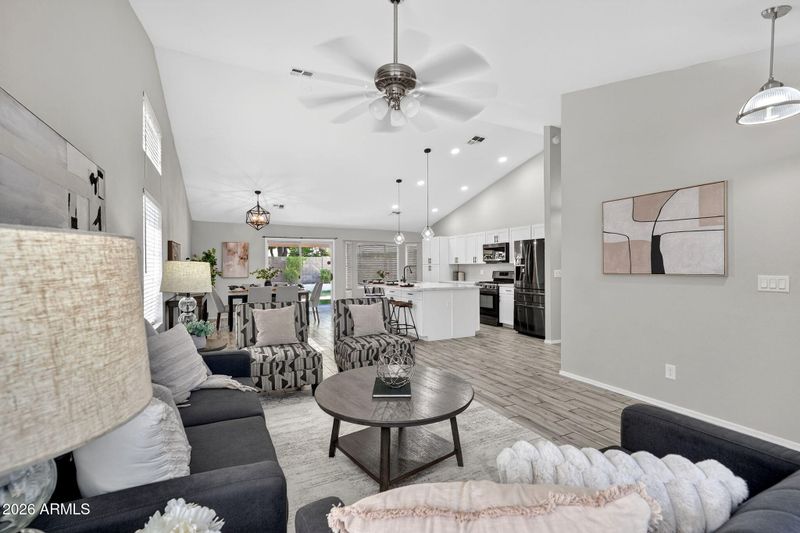 1114 E Artesian Way, Gilbert, AZ 85234
