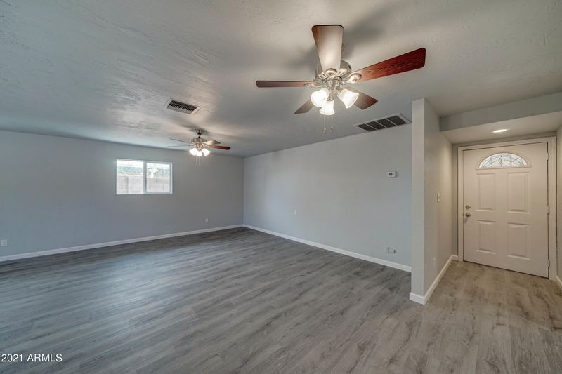 1114 E Bluebell Ln, Tempe, AZ 85288
