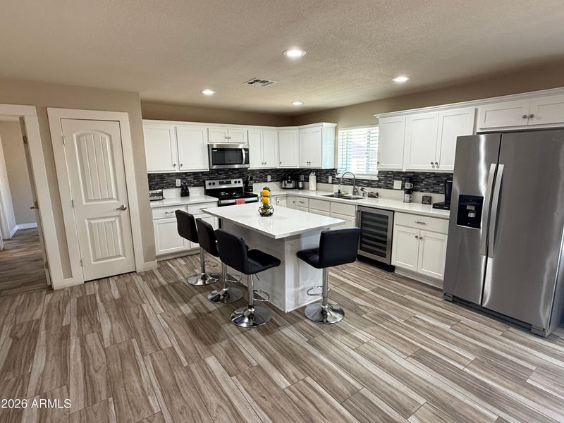 1114 E Desert Dr, Phoenix, AZ 85042