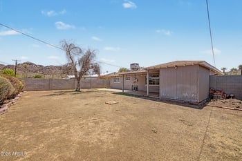 1114 E Ruth Ave, Phoenix, AZ 85020
