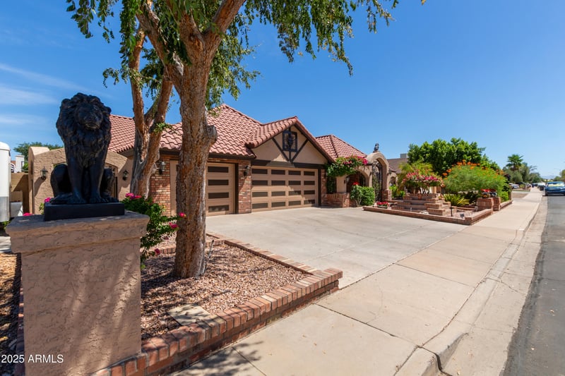 1114 Meseto Ave, Mesa, AZ 85210
