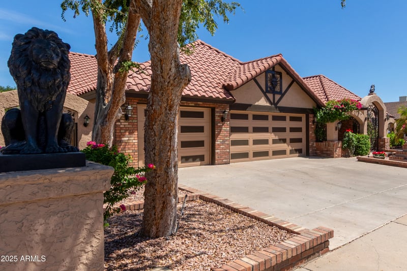 1114 Meseto Ave, Mesa, AZ 85210