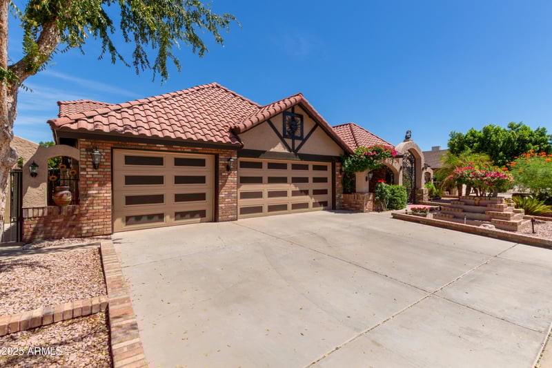 1114 Meseto Ave, Mesa, AZ 85210
