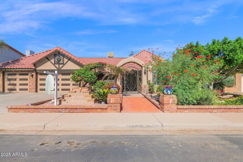 1114 Meseto Ave, Mesa, AZ 85210