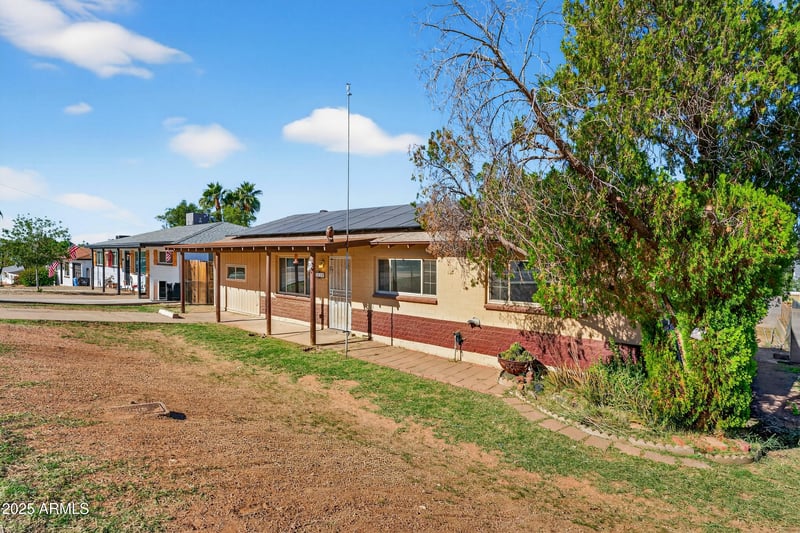 1114 Orchid Ln, Phoenix, AZ 85020