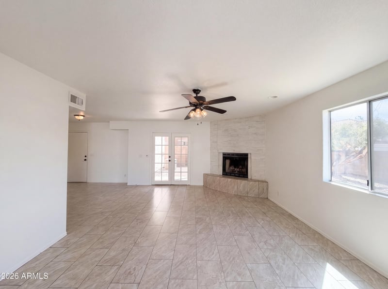 1114 Tiago Dr, Gilbert, AZ 85233