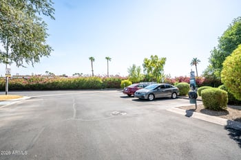 11140 N 82nd Ln, Peoria, AZ 85345