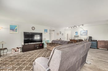 1115 81st Way, Mesa, AZ 85208