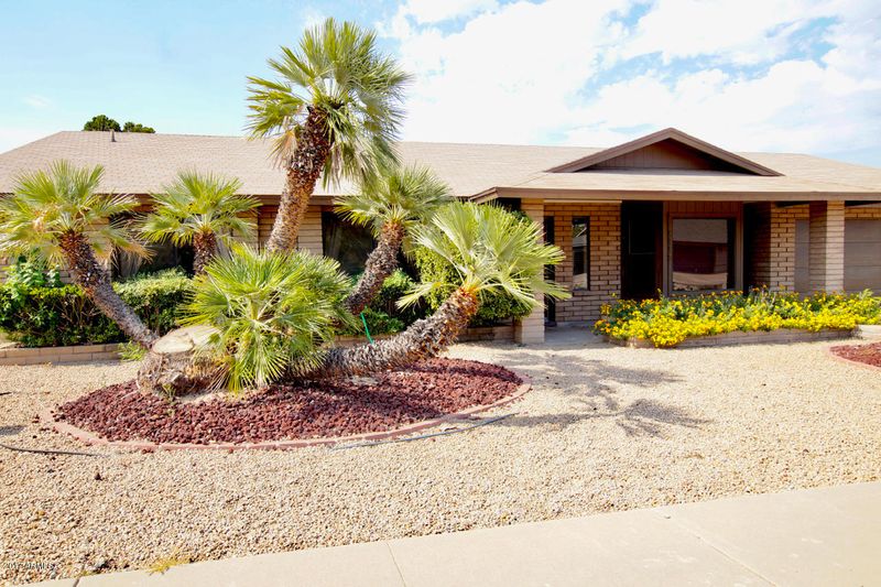 1115 E Taro Ln, Phoenix, AZ 85024