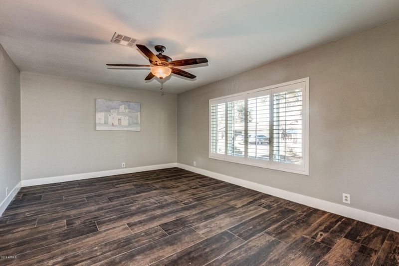 1115 E Village Circle Dr, Phoenix, AZ 85022