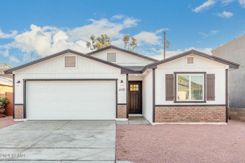 1115 W Apache St, Phoenix, AZ 85007