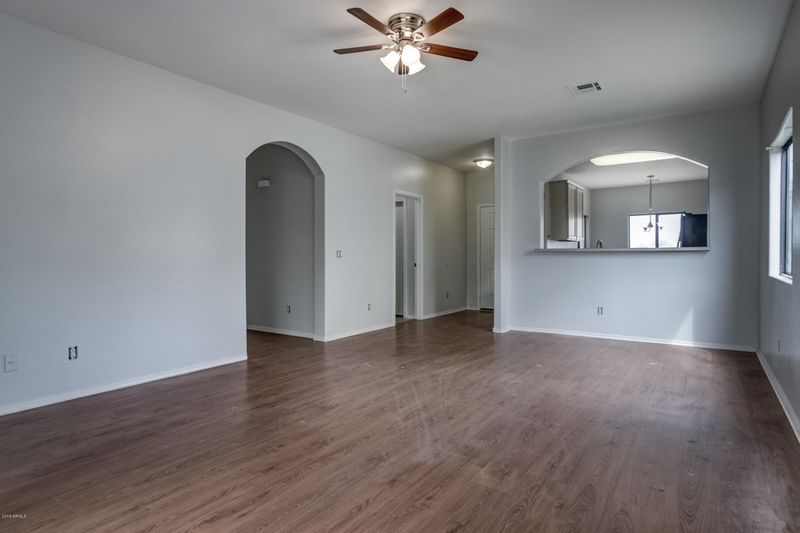 1115 W Carson Rd, Phoenix, AZ 85041