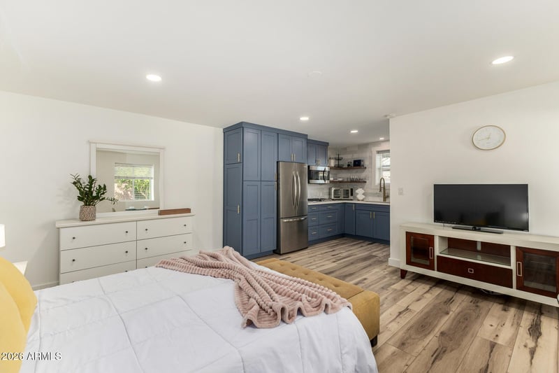 1115 W San Miguel Ave, Phoenix, AZ 85013