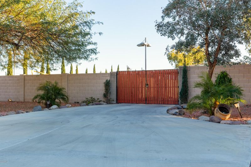 11151 E Cloud Rd, Chandler, AZ 85248