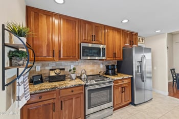 11153 W Palmeras Dr, Sun City, AZ 85373