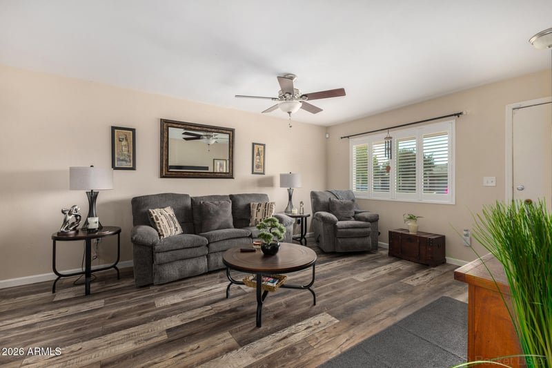 11154 Emerald Dr, Sun City, AZ 85351