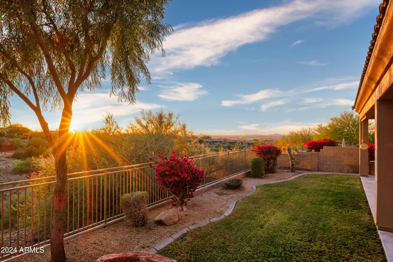 11157 Greenway Rd, Scottsdale, AZ 85255