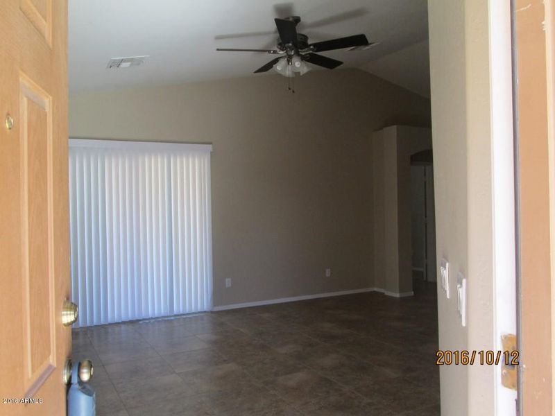1116 E Elm Rd, San Tan Valley, AZ 85140