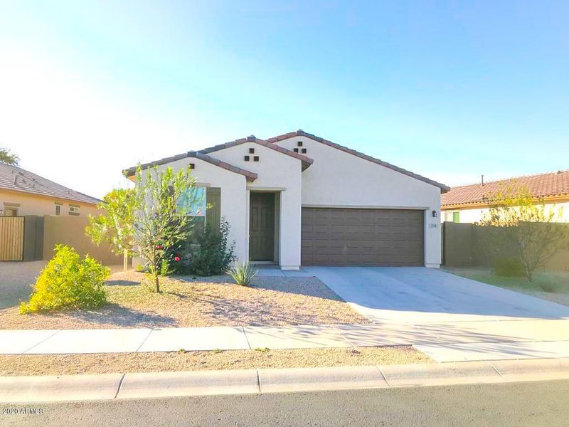 1116 N 168th Dr, Goodyear, AZ 85338