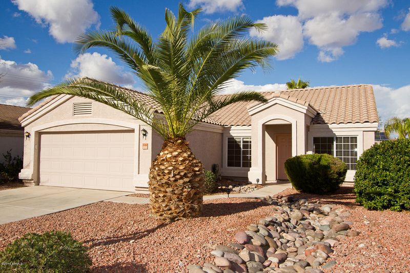 11162 W Madeline Christian Ave, Surprise, AZ 85378
