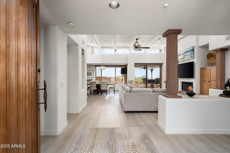 11163 Prospect Point Dr, Scottsdale, AZ 85262