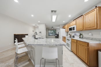 11166 Mountain View Dr, Avondale, AZ 85323