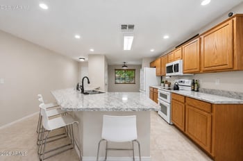 11166 Mountain View Dr, Avondale, AZ 85323