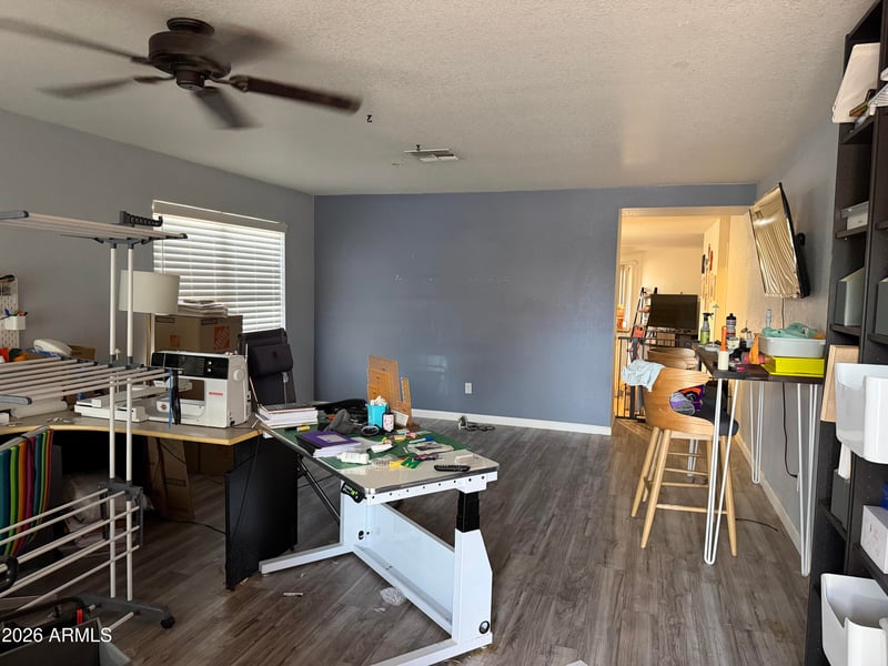 1117 Gwen St, Phoenix, AZ 85042