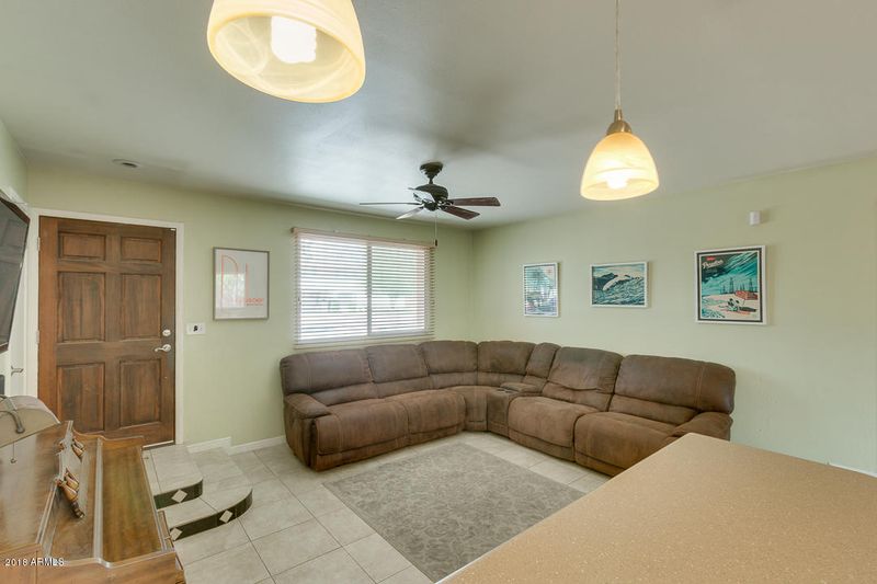 1117 E Loma Vista Dr, Tempe, AZ 85282