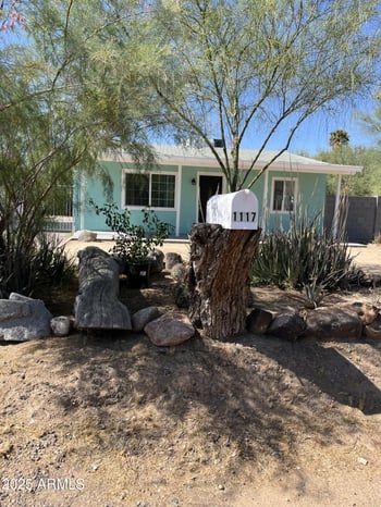1117 Sunnyslope Ln, Phoenix, AZ 85020