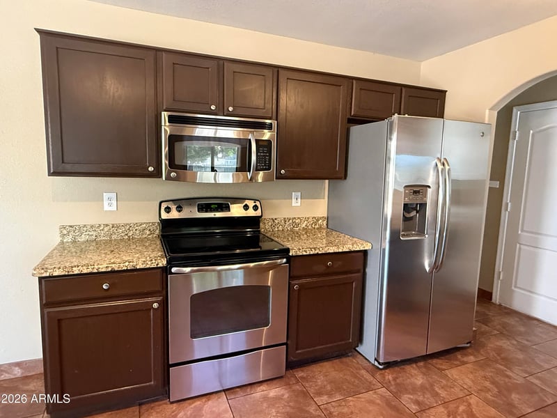 11171 Edgemont Ave, Avondale, AZ 85392