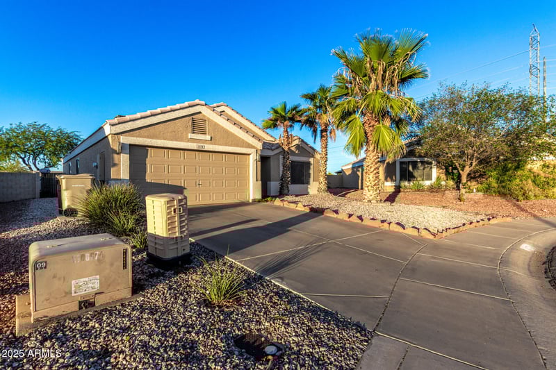 11178 Echo Ln, Peoria, AZ 85345