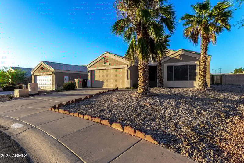 11178 Echo Ln, Peoria, AZ 85345