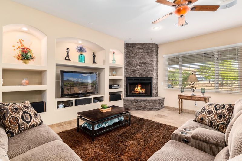 1118 E Arroyo Rd, Phoenix, AZ 85086