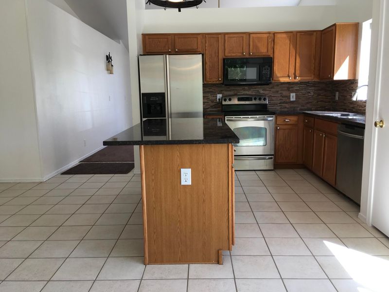 1118 S Wanda Dr, Gilbert, AZ 85296