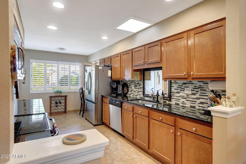 11181 Cameo Dr, Sun City, AZ 85351