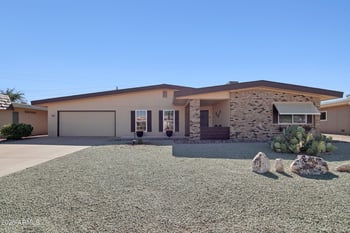 11181 Palmeras Dr, Sun City, AZ 85373
