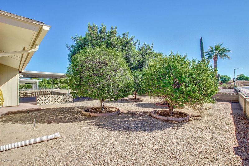 11181 W Thunderbird Blvd, Sun City, AZ 85351