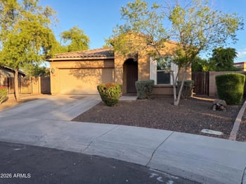 112 Bernie Ln, Gilbert, AZ 85295