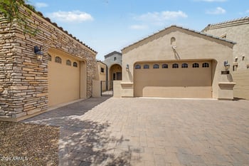 112 Crescent Pl, Chandler, AZ 85249
