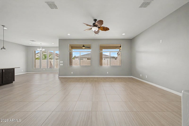 112 E Crescent Pl, Chandler, AZ 85249